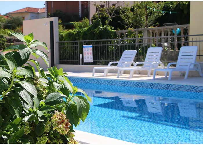 Apartment Katarina And House Marieta